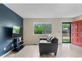 Photo #6: 1799554 Listing 