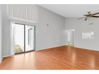 Photo #4: 1801951 Listing