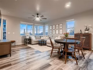 Photo #5: 1803130 Listing