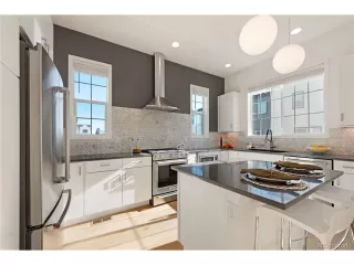 Photo #4: 1806554 Listing