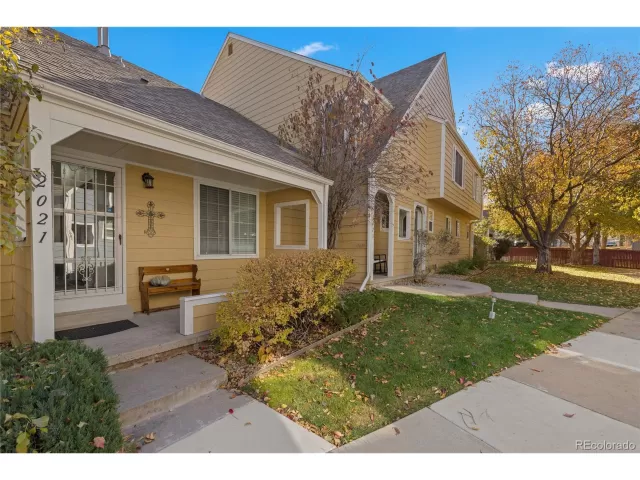 MLS: 1812650 Condo For Sale