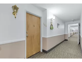 Photo #3: 1813663 Listing 