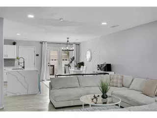 Photo #5: 1814351 Listing 