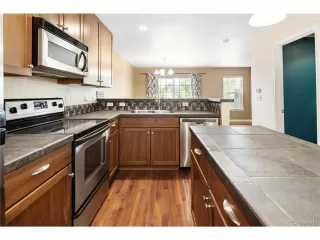 Photo #4: 1814758 Listing 