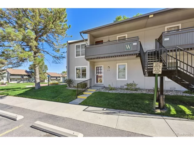 MLS: 1818113 Condo For Sale