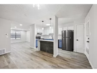 Photo #5: 1818113 Listing 