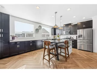 Photo #6: 1819812 Listing