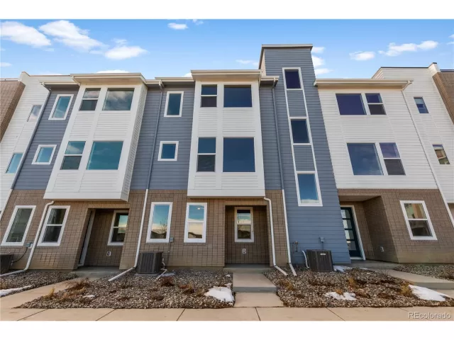 MLS: 1820081 Condo For Sale
