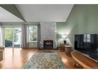 Photo #3: 1821599 Listing 