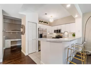 Photo #5: 1823689 Listing