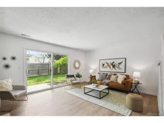 Photo #2: 1824522 Listing 