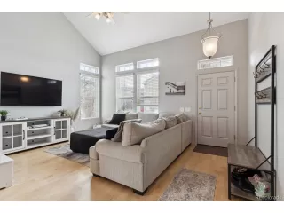 Photo #2: 1830477 Listing 