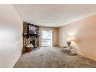 Photo #3: 1832947 Listing 