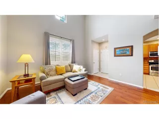 Photo #3: 1834744 Listing 