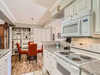 Photo #6: 1837013 Listing