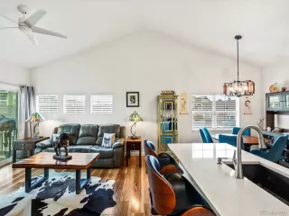 Photo #3: 1837852 Listing