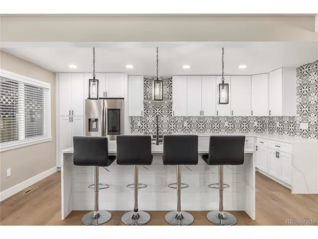 MLS: 1838627 Condo For Sale