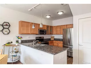 Photo #5: 1841157 Listing