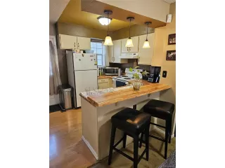 Photo #5: 1843980 Listing