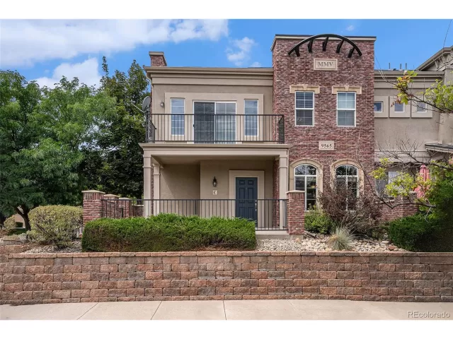 MLS: 1846609 Condo For Sale