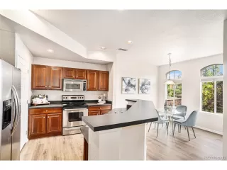 Photo #5: 1846609 Listing 