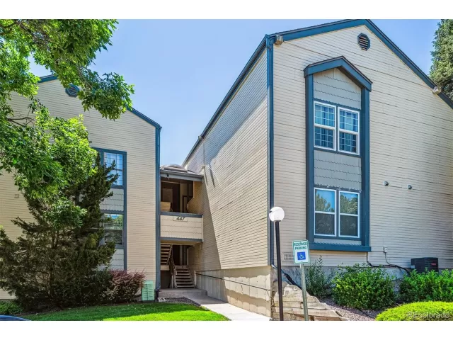 MLS: 1850792 Condo For Sale