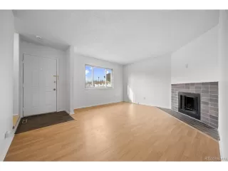 Photo #5: 1854768 Listing 