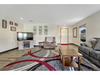 Photo #6: 1855689 Listing