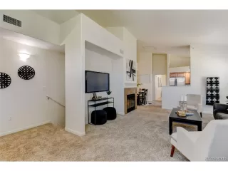 Photo #5: 1861926 Listing