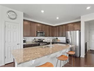 Photo #4: 1864086 Listing
