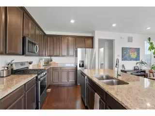 Photo #5: 1864086 Listing
