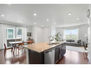 Photo #6: 1864086 Listing