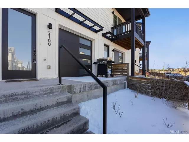 MLS: 1868613 Condo For Sale