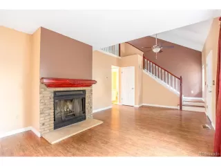 Photo #4: 1869532 Listing