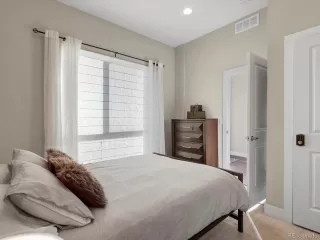 Photo #5: 1869661 Listing