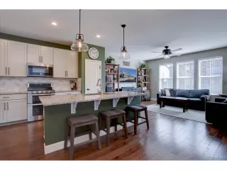 Photo #5: 1870450 Listing