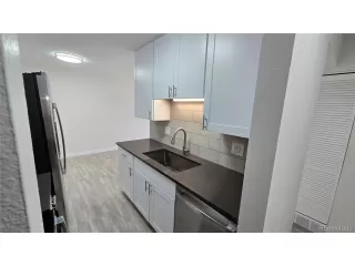 Photo #6: 1872368 Listing