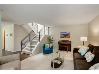 Photo #5: 1879622 Listing 