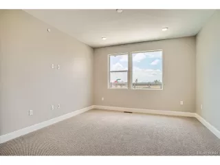 Photo #5: 1880060 Listing 