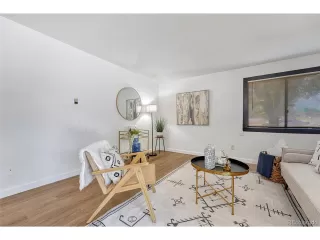Photo #2: 1881976 Listing