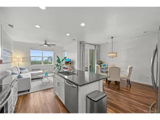 Photo #3: 1882342 Listing 