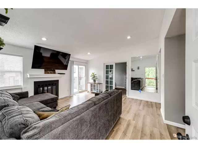 MLS: 1883592 Condo For Sale