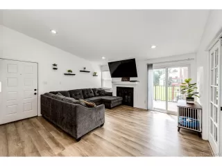 Photo #3: 1883592 Listing 