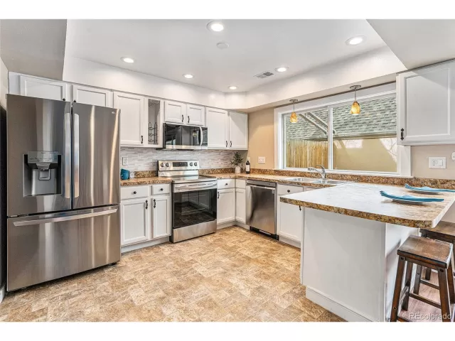 MLS: 1883815 Condo For Sale