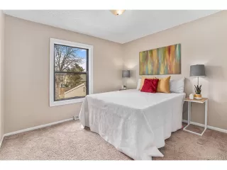 Photo #5: 1883815 Listing