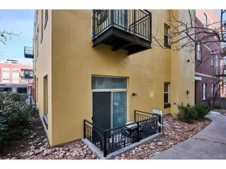 Photo #2: 1884124 Listing