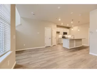 Photo #4: 1884636 Listing 