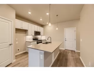 Photo #5: 1884636 Listing 