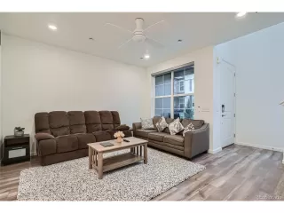 Photo #3: 1886461 Listing