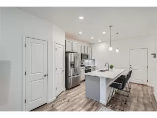 Photo #6: 1886461 Listing